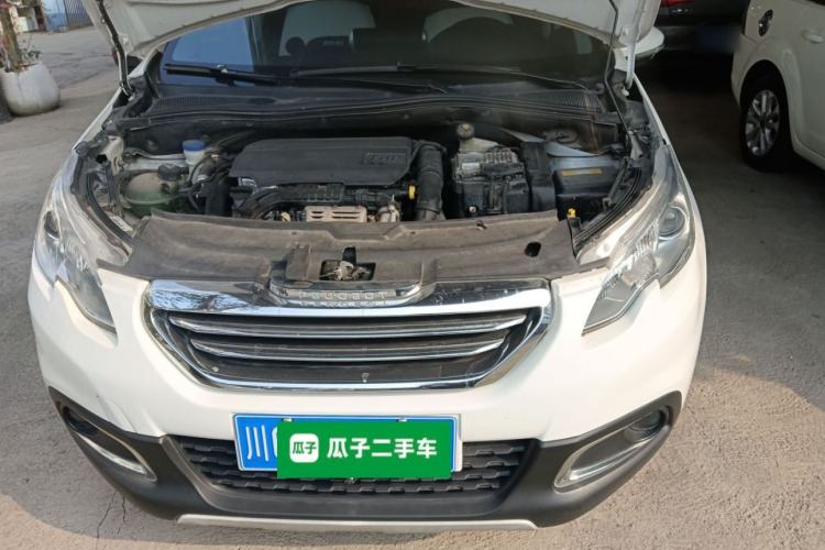 Used Peugeot 2008 2016 230THP Automatic Fashion Edition Engine Bay
