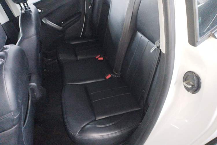 Used Peugeot 2008 2016 230THP Automatic Fashion Edition Interior 4
