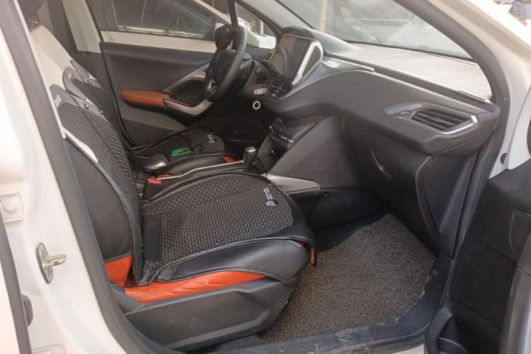 Used Peugeot 2008 2016 230THP Automatic Fashion Edition Right Front Seat