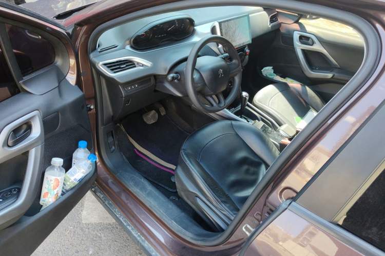 Used Peugeot 2008 2018 1.6L Automatic Trend Edition Driver Seat