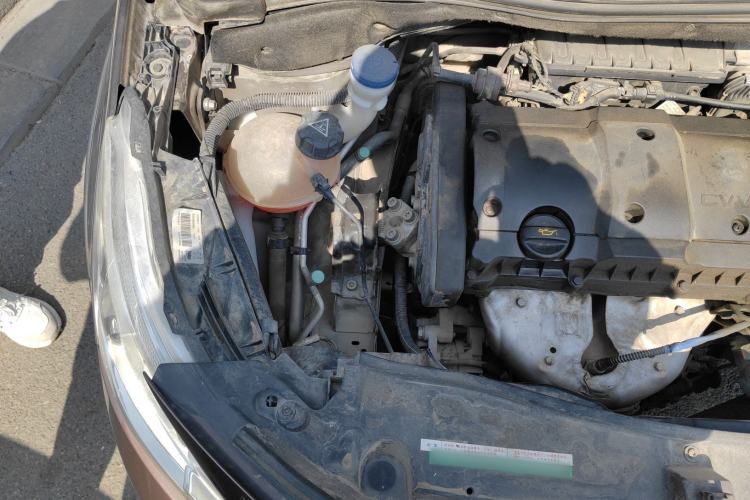Used Peugeot 2008 2018 1.6L Manual Trend Edition Engine Bay Right
