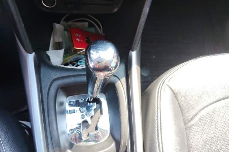Used Peugeot 2008 2018 1.6L Automatic Trend Edition Gear Lever