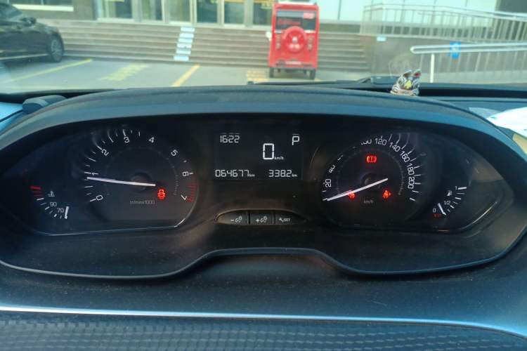 Used Peugeot 2008 2018 1.6L Automatic Trend Edition Instrument Cluster
