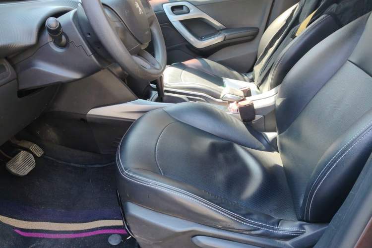Used Peugeot 2008 2018 1.6L Automatic Trend Edition Left Front Seat