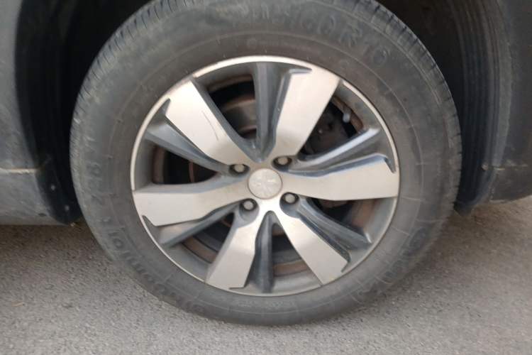 Used Peugeot 2008 2018 1.6L Automatic Trend Edition Right Front Wheel Hub