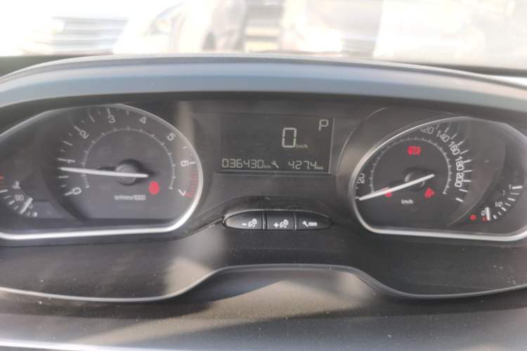 Used Peugeot 2008 2018 1.6L Automatic Fashion Edition Instrument Cluster
