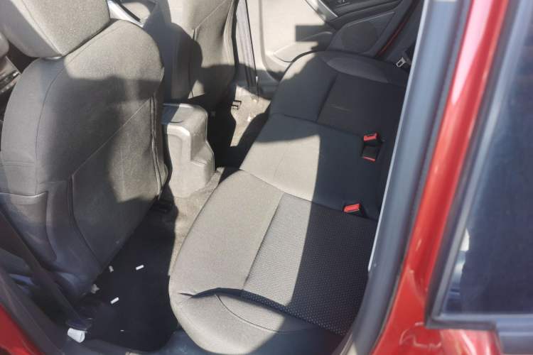 Used Peugeot 2008 2018 1.6L Automatic Fashion Edition Interior 4