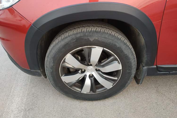 Used Peugeot 2008 2018 1.6L Automatic Trend Edition Left Front Wheel Hub