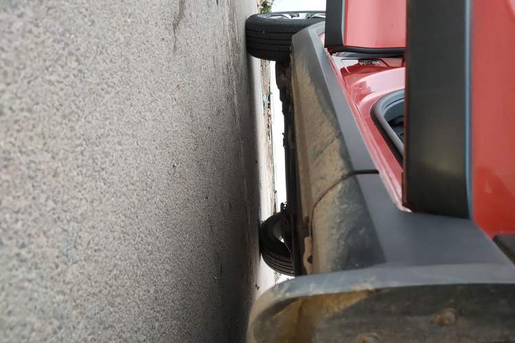 Used Peugeot 2008 2018 1.6L Automatic Trend Edition Right Side Sill