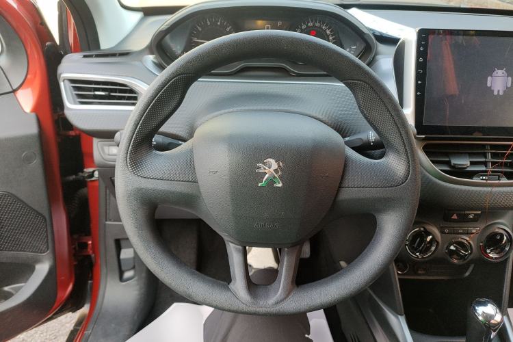 Used Peugeot 2008 2018 1.6L Automatic Trend Edition Steering Wheel