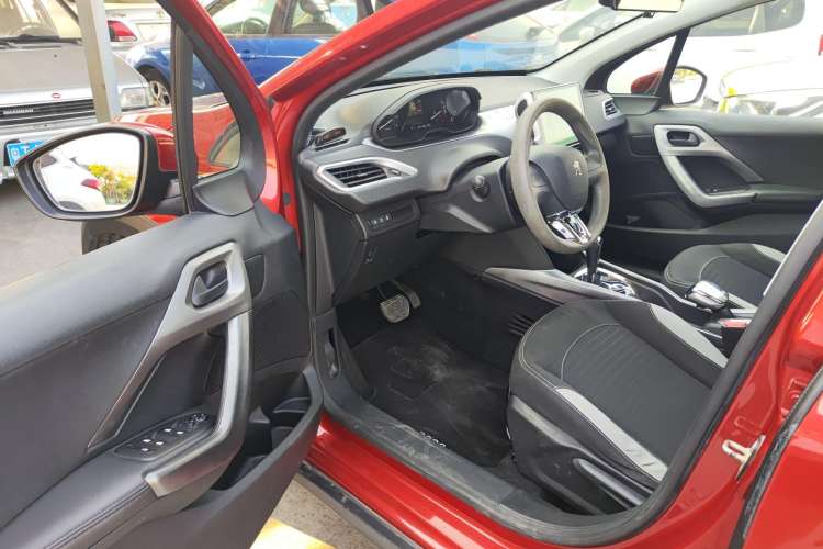 Used Peugeot 2008 2018 1.6L Automatic Trend Edition Driver Seat