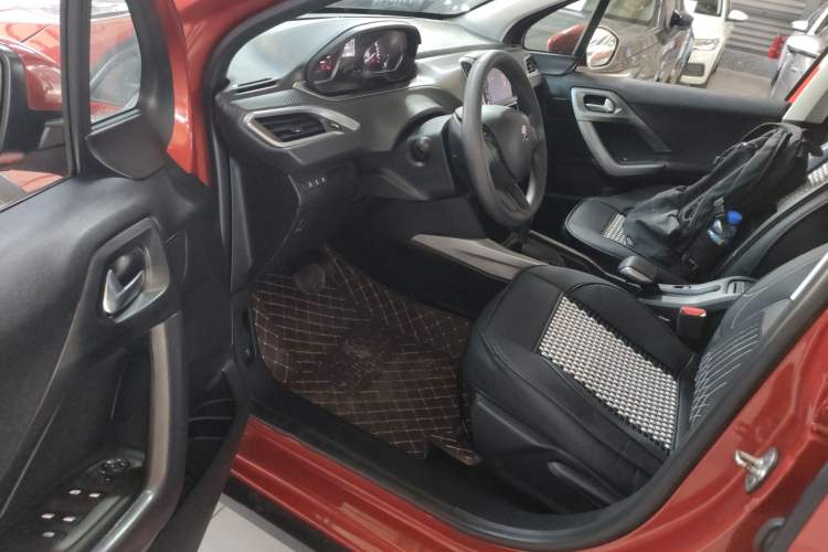 Used Peugeot 2008 2018 1.6L Automatic Fashion Edition Driver Seat