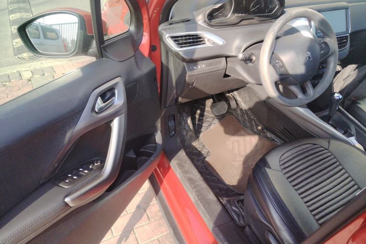 Used Peugeot 2008 2018 1.6L Automatic Fashion Edition Driver Seat