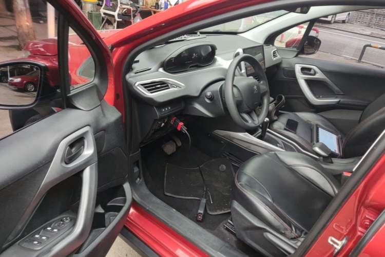 Used Peugeot 2008 2018 1.6L Automatic Trend Edition Driver Seat
