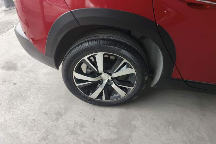 Used Peugeot 2008 2018 230THP Automatic Luxury Edition Exterior 3