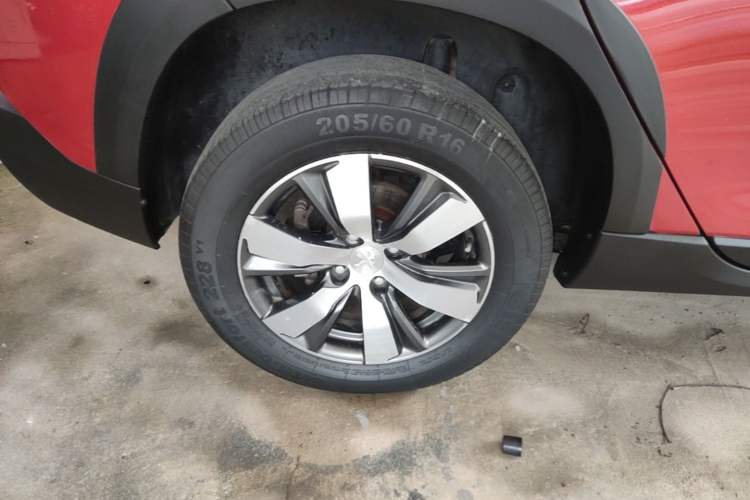 Used Peugeot 2008 2018 1.6L Automatic Trend Edition Exterior 5