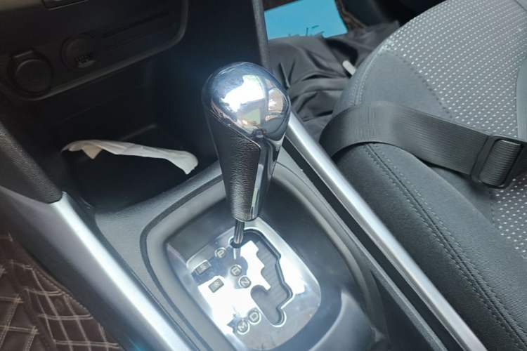 Used Peugeot 2008 2018 1.6L Automatic Fashion Edition Gear Lever