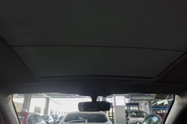 Used Peugeot 2008 2018 1.6L Automatic Fashion Edition Headliner