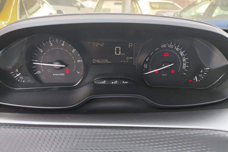 Used Peugeot 2008 2018 1.6L Automatic Trend Edition Instrument Cluster