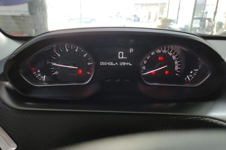 Used Peugeot 2008 2018 1.6L Automatic Fashion Edition Instrument Cluster