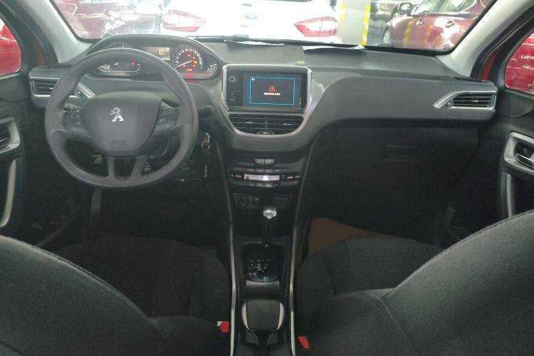 Used Peugeot 2008 2018 1.6L Automatic Fashion Edition Interior 2