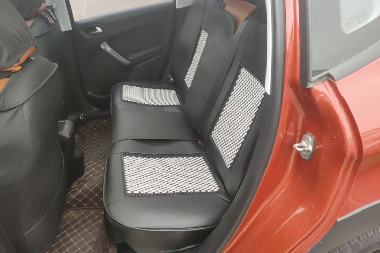 Used Peugeot 2008 2018 1.6L Automatic Fashion Edition Interior 4