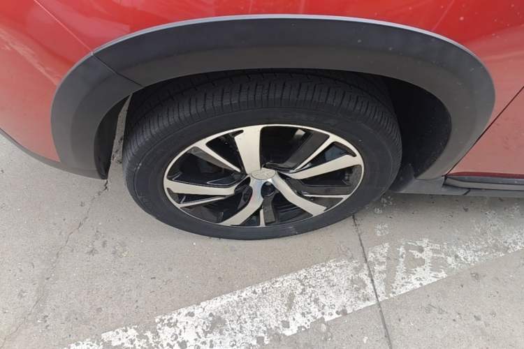Used Peugeot 2008 2018 1.6L Automatic Fashion Edition Left Front Wheel Hub