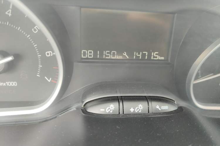 Used Peugeot 2008 2018 1.6L Automatic Fashion Edition Odometer Close Up