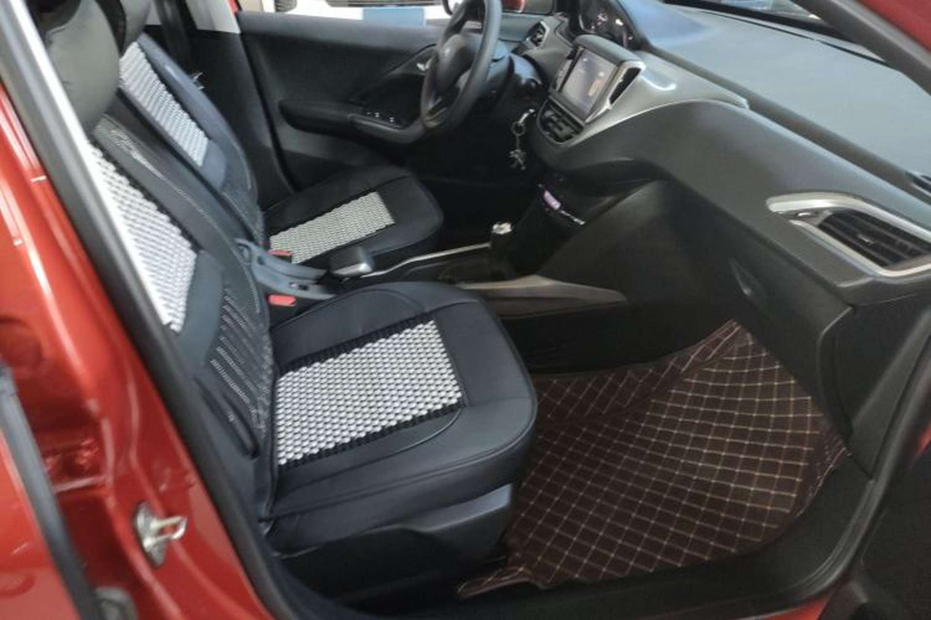 Used Peugeot 2008 2018 1.6L Automatic Fashion Edition Right Front Seat