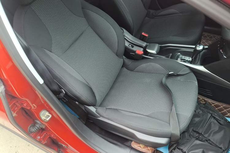 Used Peugeot 2008 2018 1.6L Automatic Fashion Edition Right Front Seat