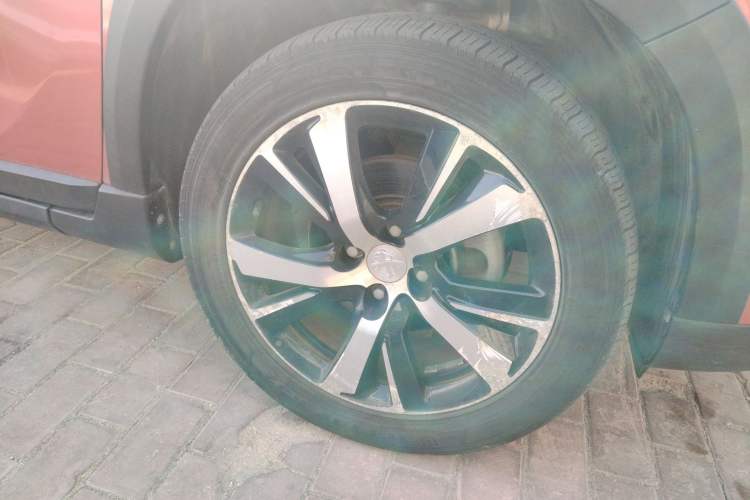 Used Peugeot 2008 2018 1.6L Automatic Fashion Edition Right Front Wheel Hub