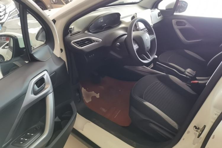 Used Peugeot 2008 2018 1.6L Automatic Trend Edition Driver Seat