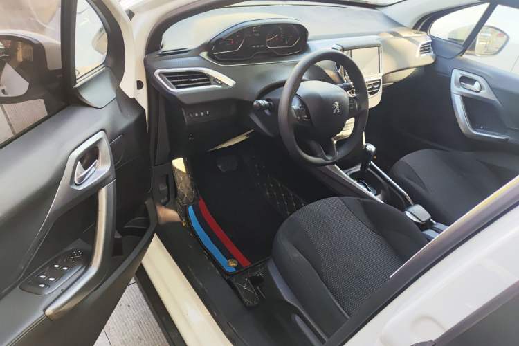 Used Peugeot 2008 2018 1.6L Automatic Fashion Edition Driver Seat