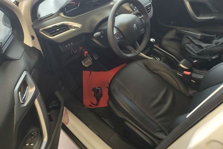 Used Peugeot 2008 2018 1.6L Automatic Fashion Edition Driver Seat
