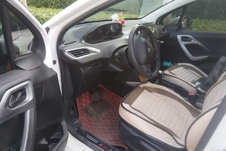 Used Peugeot 2008 2018 1.6L Automatic Trend Edition Driver Seat