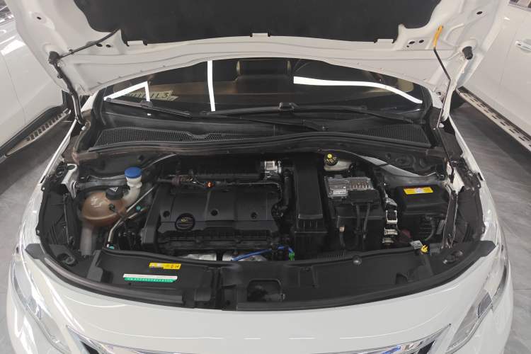 Used Peugeot 2008 2018 1.6L Automatic Trend Edition Engine Bay