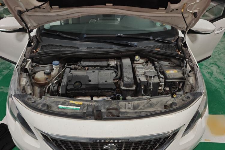 Used Peugeot 2008 2018 1.6L Automatic Connectivity Model Engine Bay