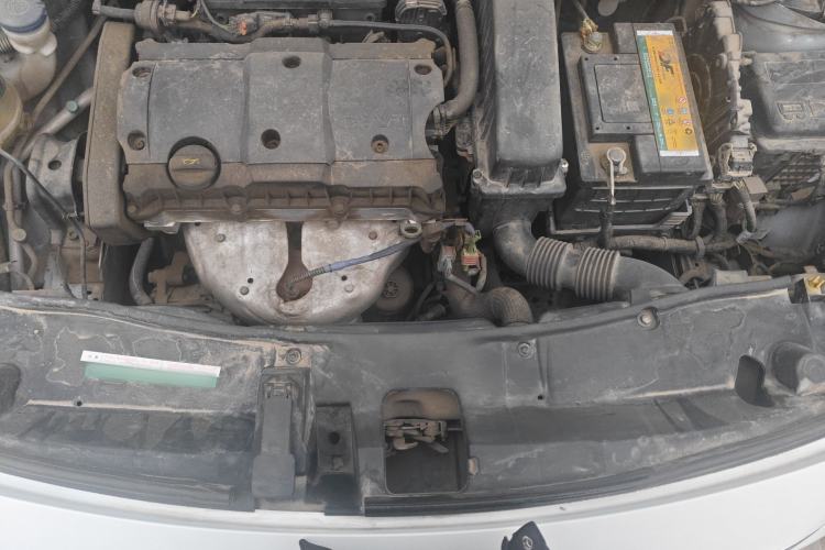 Used Peugeot 2008 2018 1.6L Manual Trend Edition Engine Bay