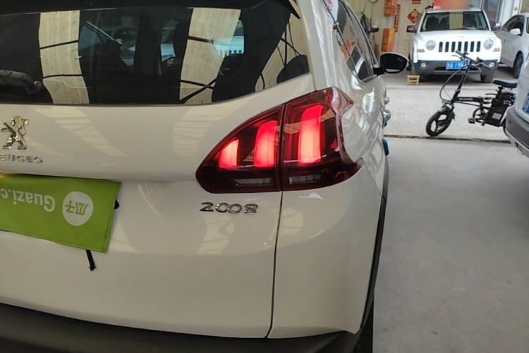Used Peugeot 2008 2018 1.6L Automatic Fashion Edition Exterior 3