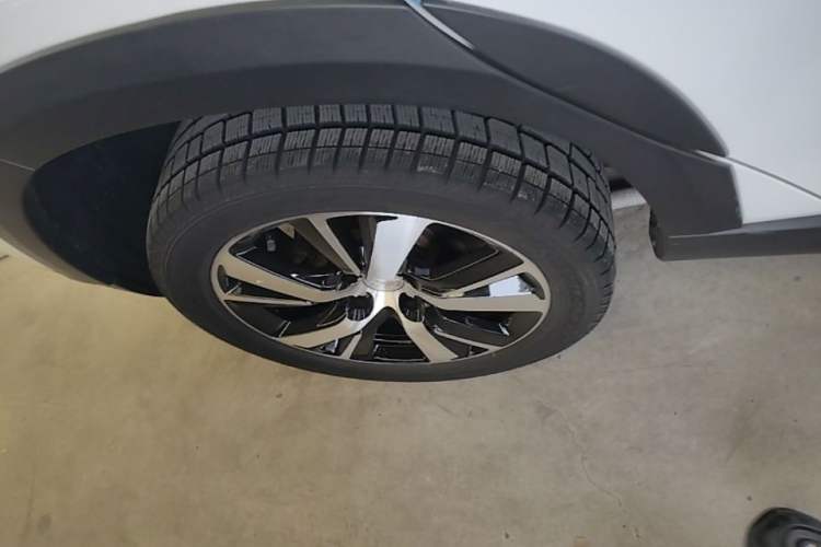 Used Peugeot 2008 2018 1.6L Automatic Fashion Edition Exterior 5
