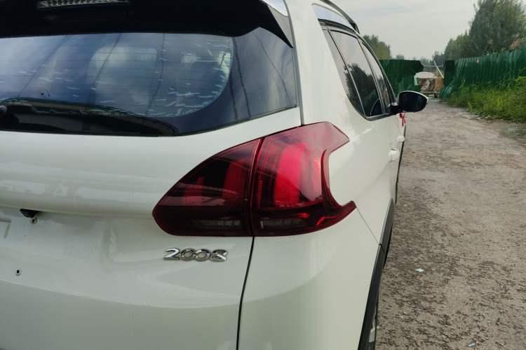 Used Peugeot 2008 2018 1.6L Automatic Trend Edition Exterior 6