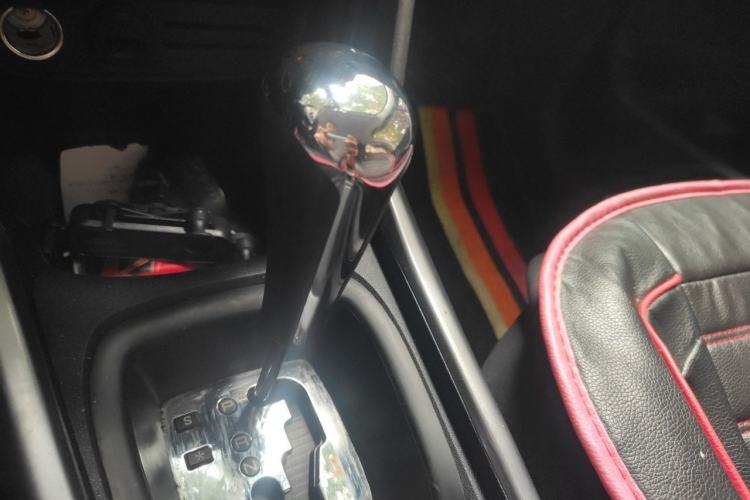 Used Peugeot 2008 2018 1.6L Automatic Trend Edition Gear Lever