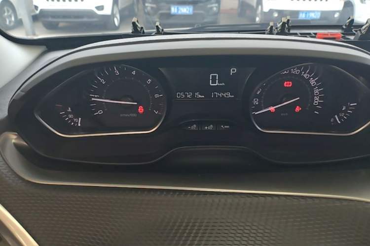 Used Peugeot 2008 2018 1.6L Automatic Fashion Edition Instrument Cluster
