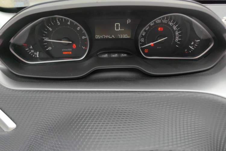 Used Peugeot 2008 2018 230THP Automatic Fashion Edition Instrument Cluster