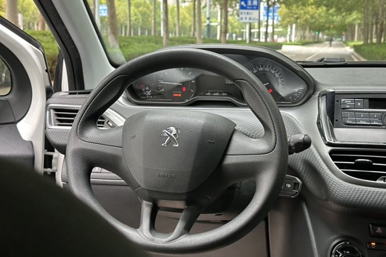 Used Peugeot 2008 2018 1.6L Automatic Trend Edition Interior 3