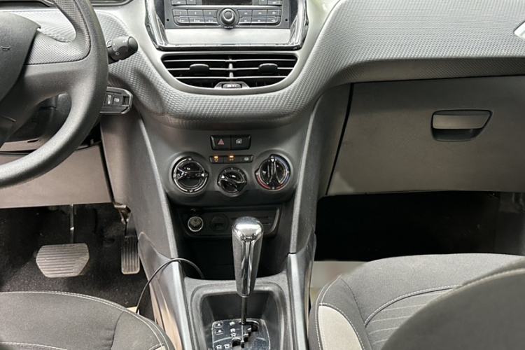 Used Peugeot 2008 2018 1.6L Automatic Trend Edition Interior 6