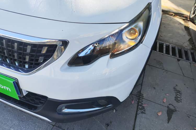 Used Peugeot 2008 2018 1.6L Automatic Fashion Edition Left Front Headlight
