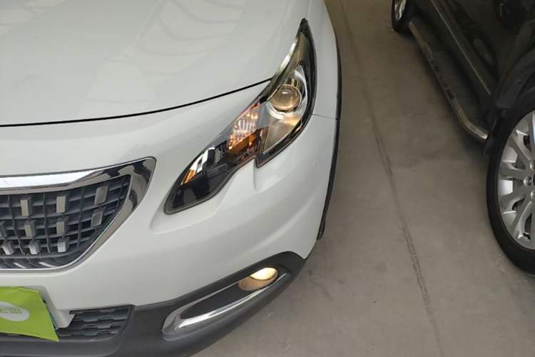 Used Peugeot 2008 2018 1.6L Automatic Fashion Edition Left Front Headlight