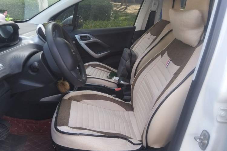 Used Peugeot 2008 2018 1.6L Automatic Trend Edition Left Front Seat