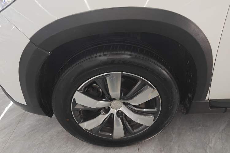Used Peugeot 2008 2018 1.6L Automatic Trend Edition Left Front Wheel Hub